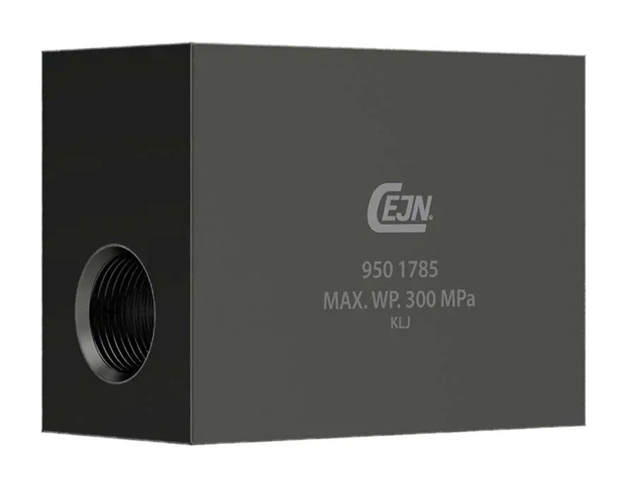 1/4" BSPP FEMALE 3 WAY DISTRIBUTION BLOCK 300 MPa CEJN